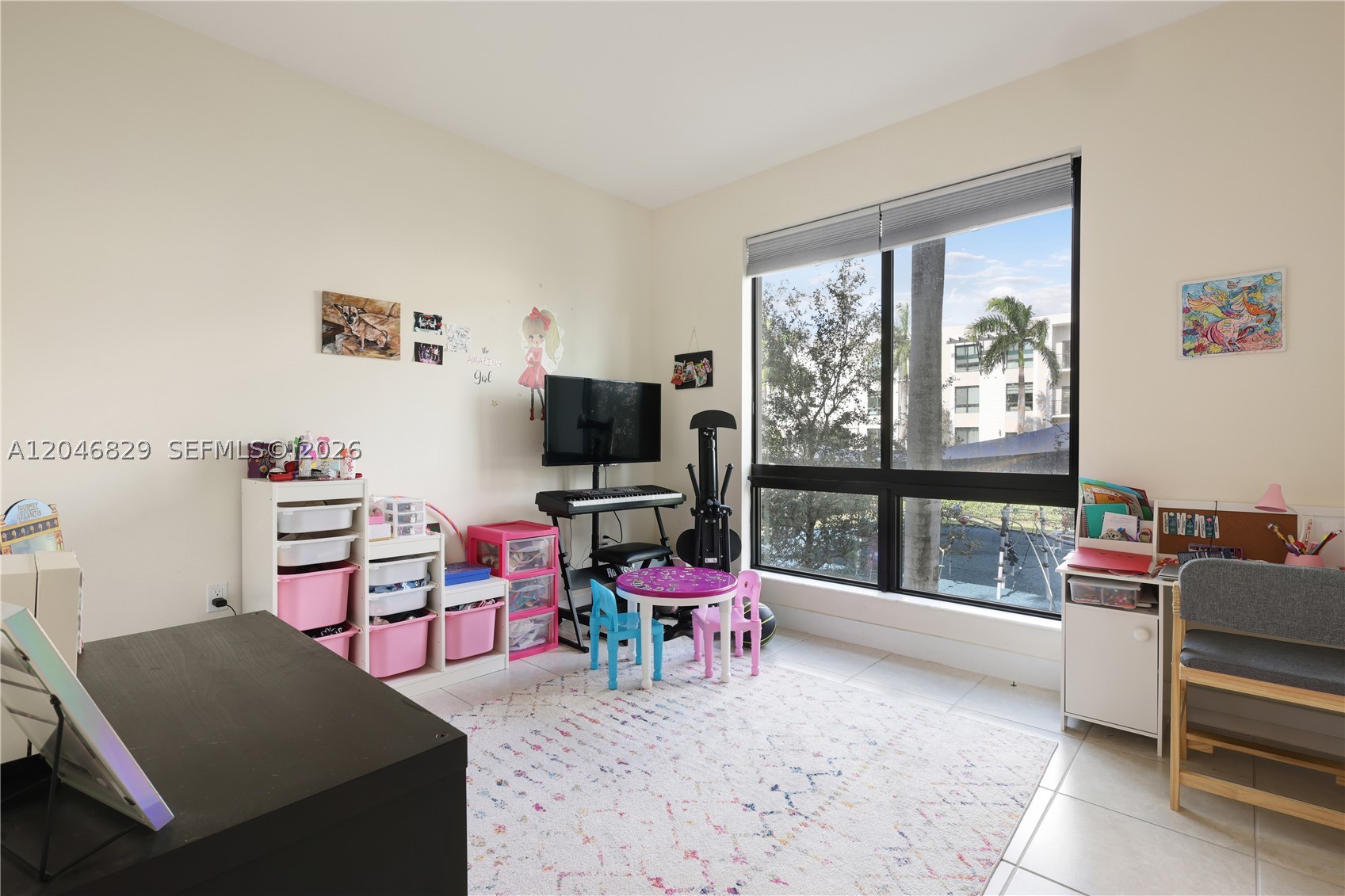 DOWNTOWN DORAL SOUTH PHAS - Residential