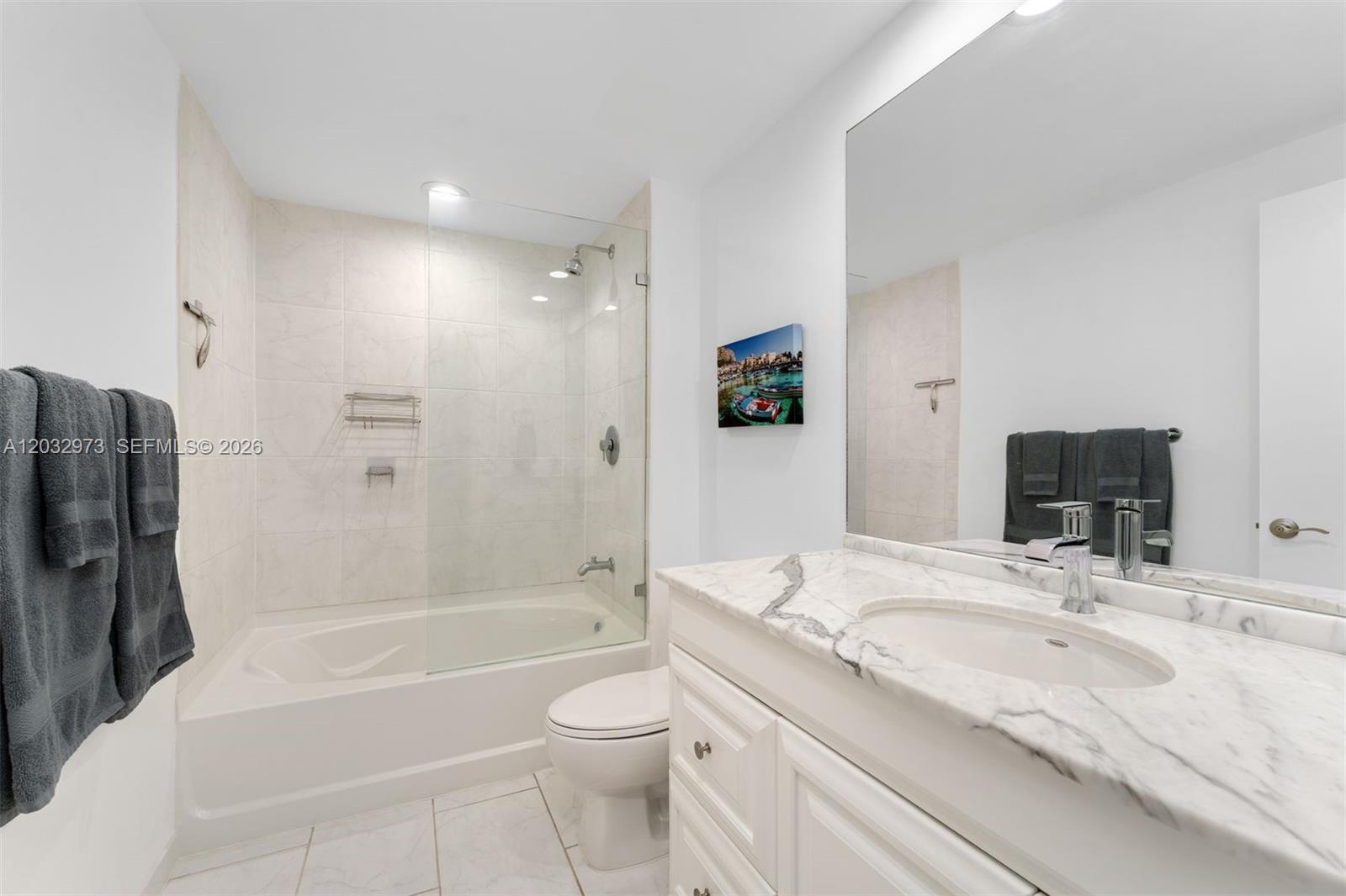 THE PLAZA 851 BRICKELL CO - Residential