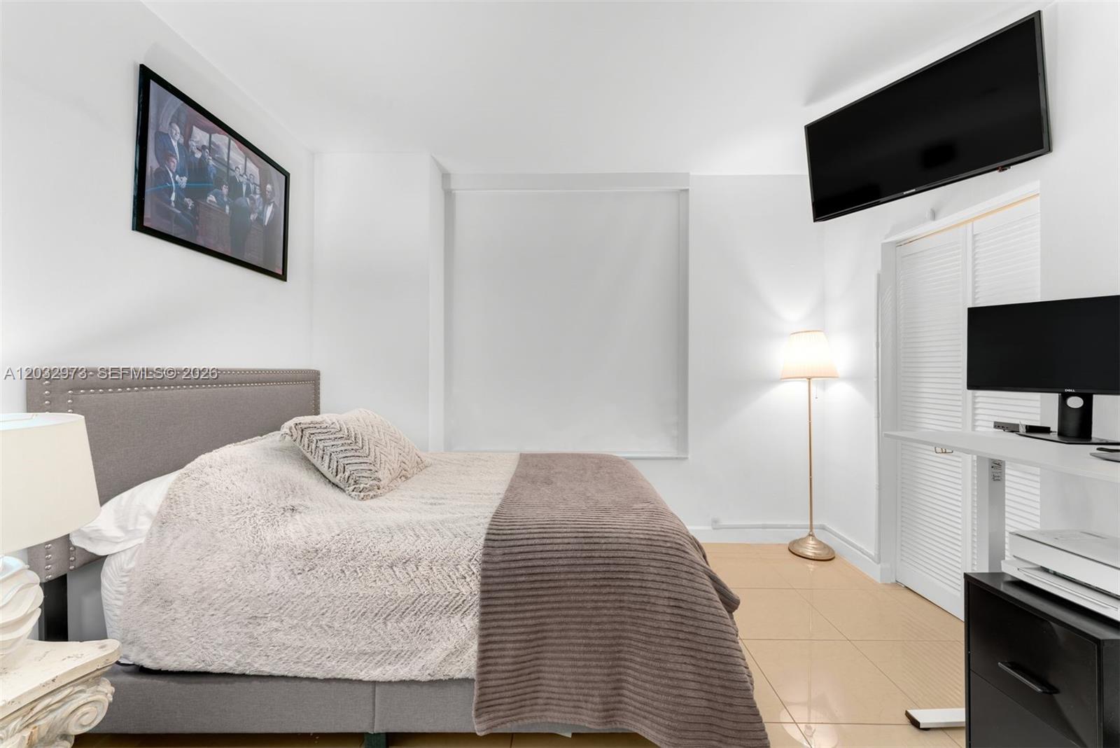 THE PLAZA 851 BRICKELL CO - Residential