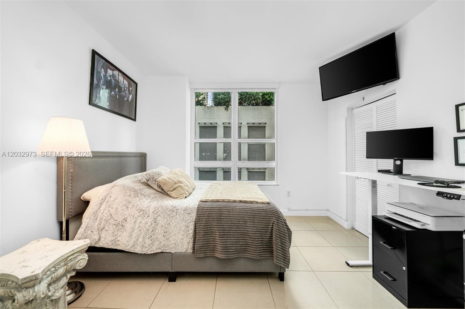 THE PLAZA 851 BRICKELL CO - Residential