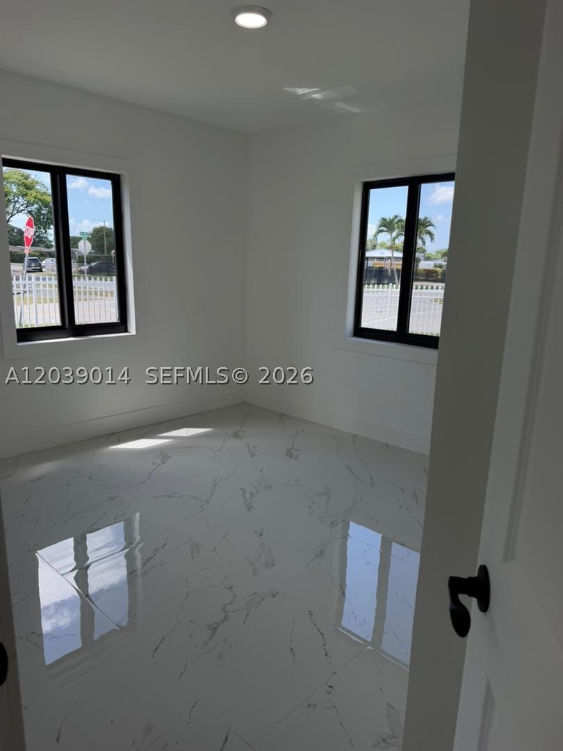 BUNCHE PARK 1 ADDN - Residential Lease