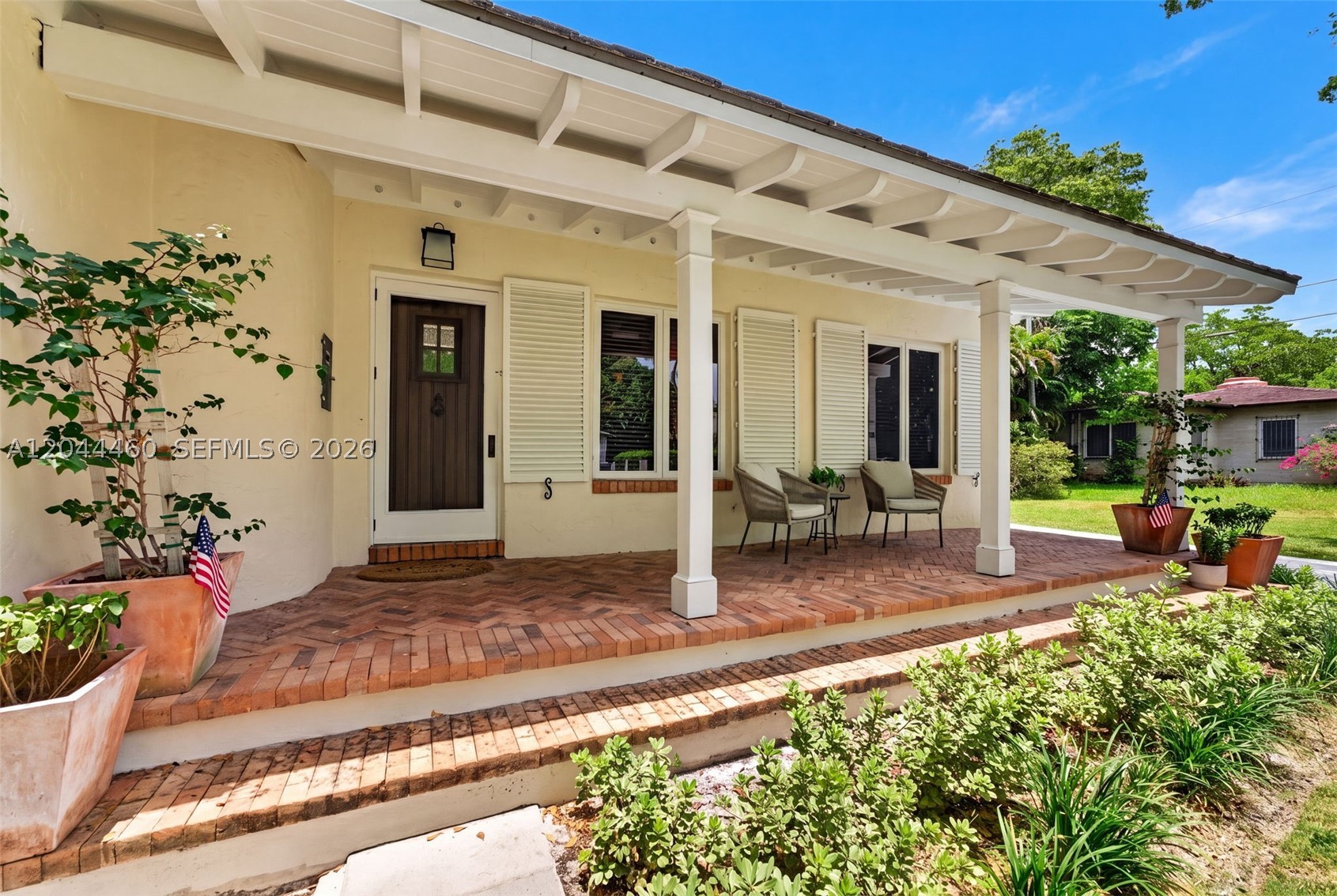 CORAL ESTATES - Residential Lease