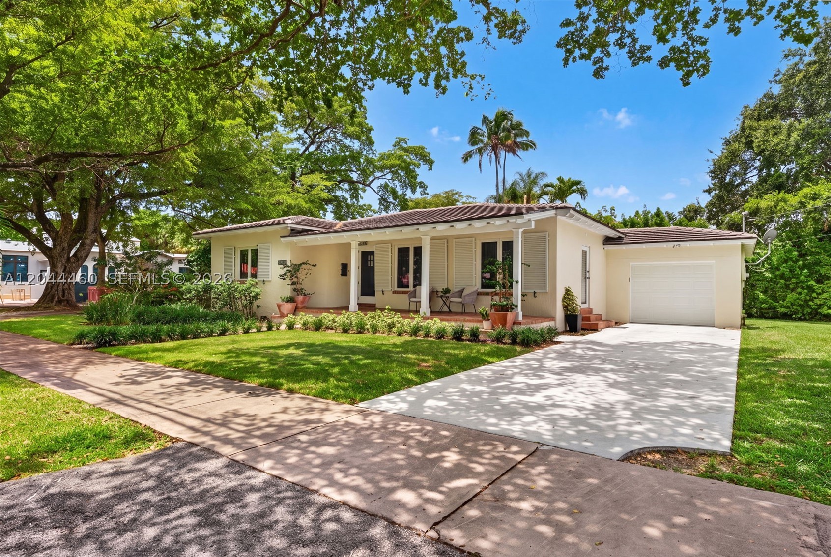 CORAL ESTATES - Residential Lease