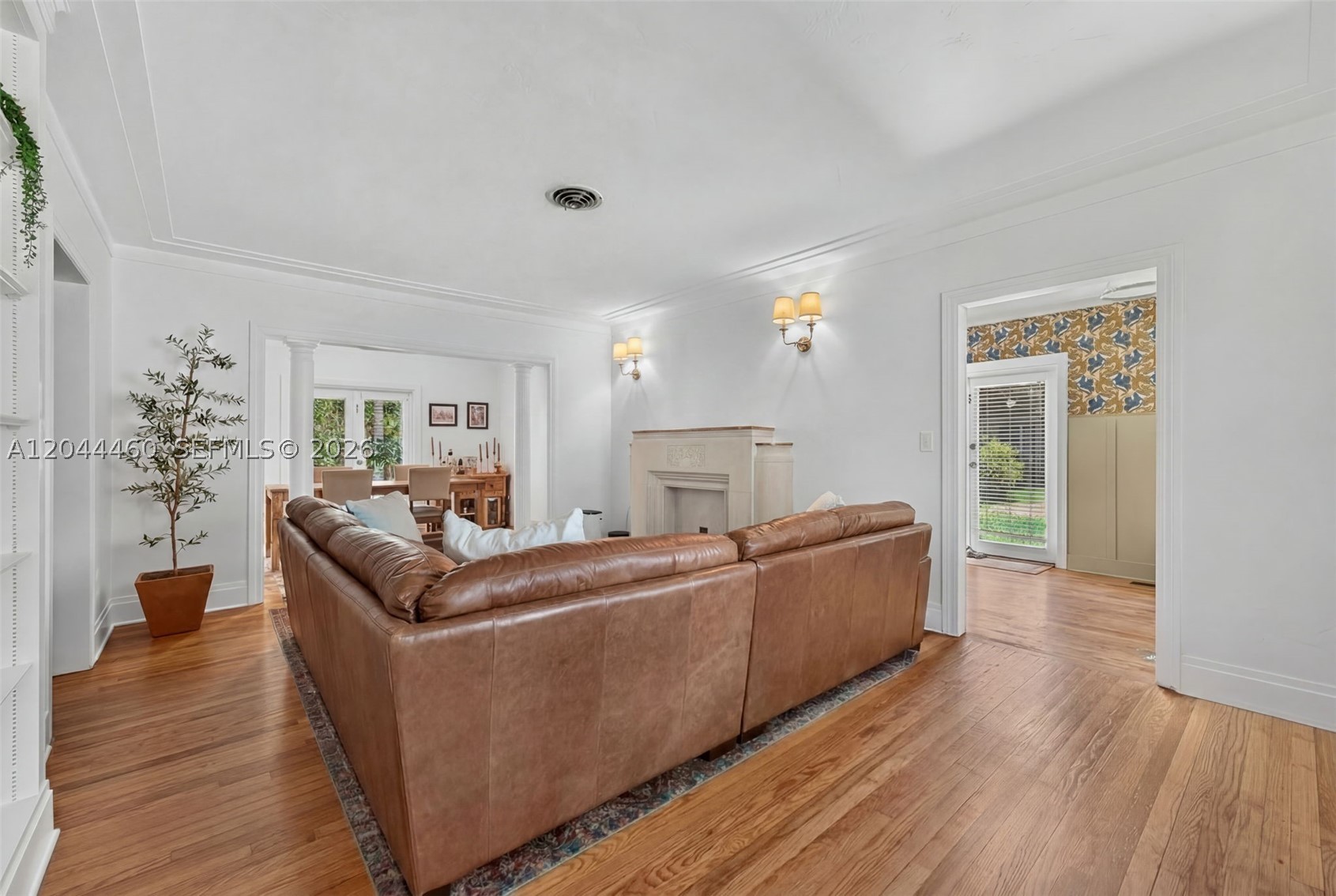 CORAL ESTATES - Residential Lease