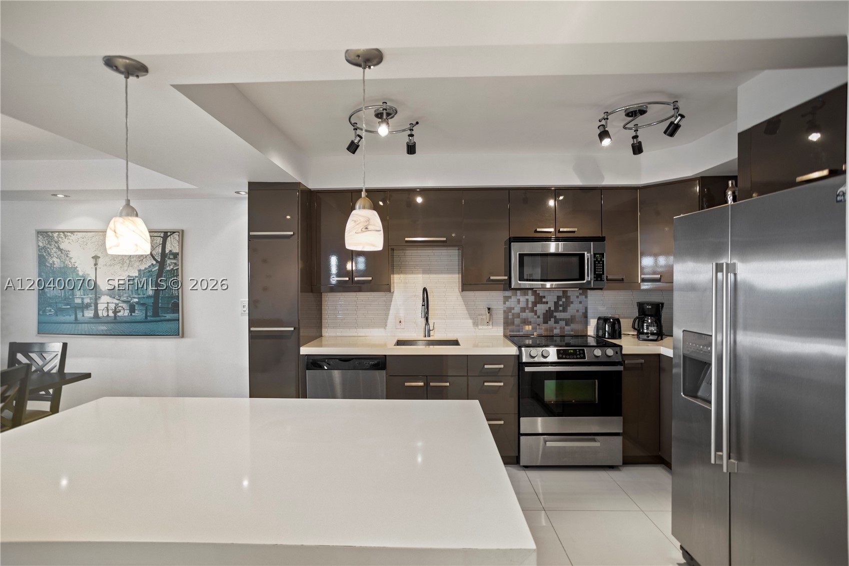 NO 8 PALM-AIRE COUNTRY CL - Residential