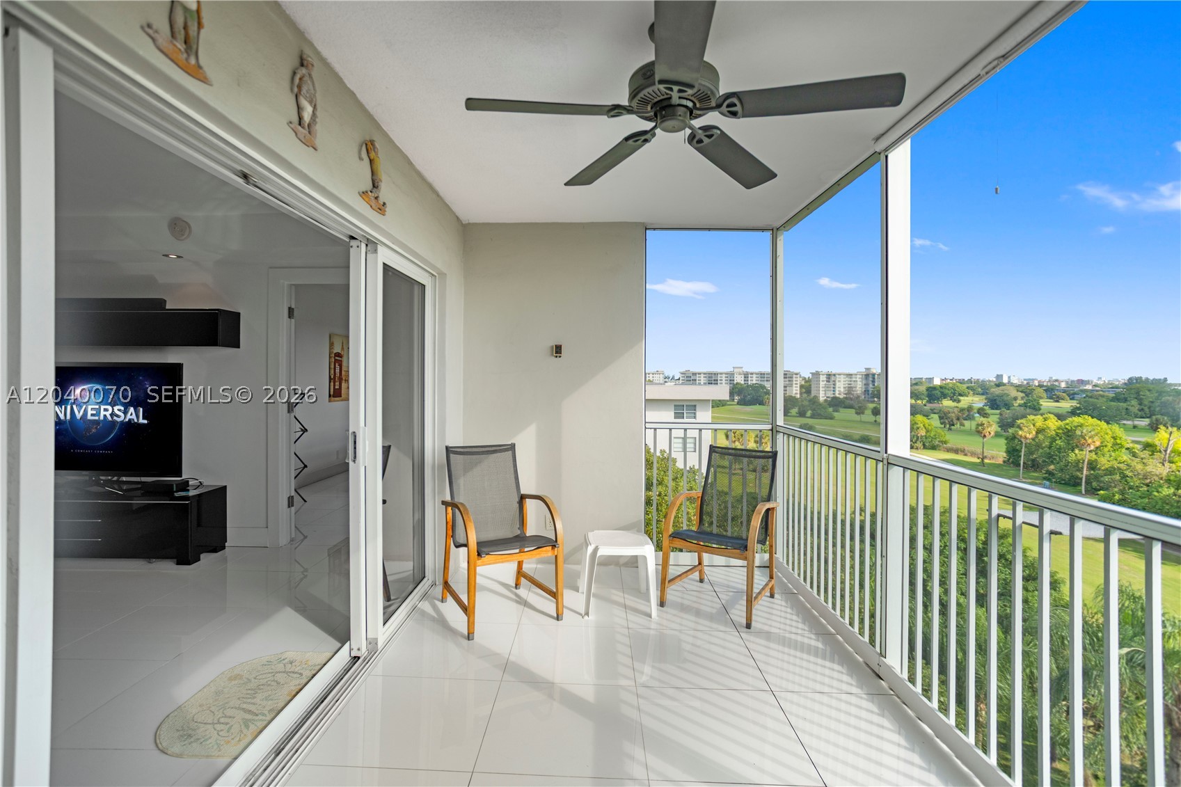 NO 8 PALM-AIRE COUNTRY CL - Residential