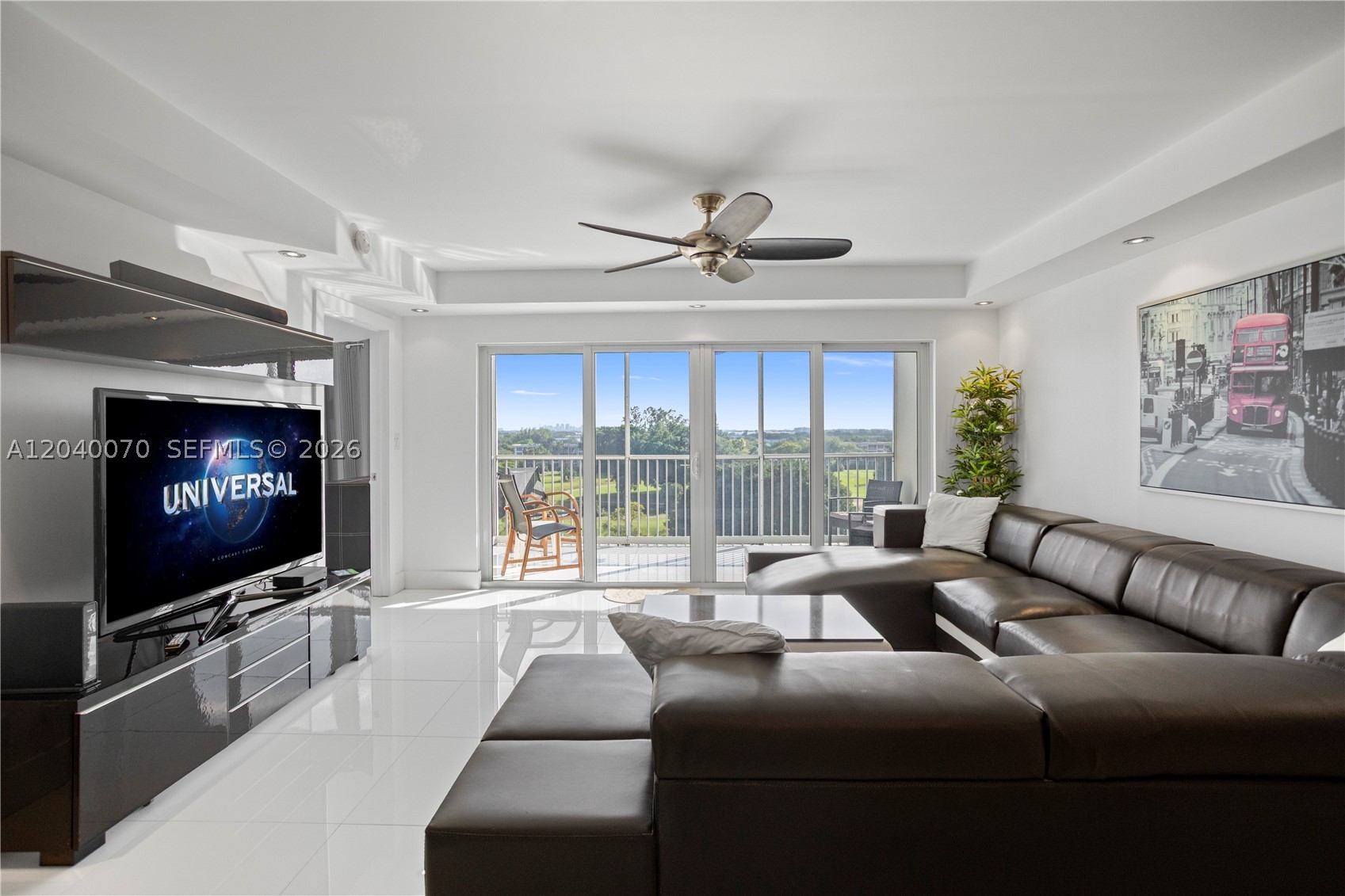 NO 8 PALM-AIRE COUNTRY CL - Residential