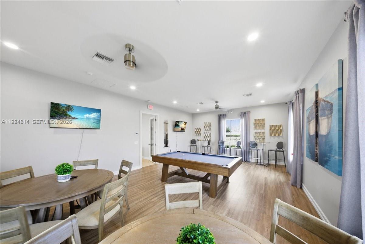 Enbrook - Residential
