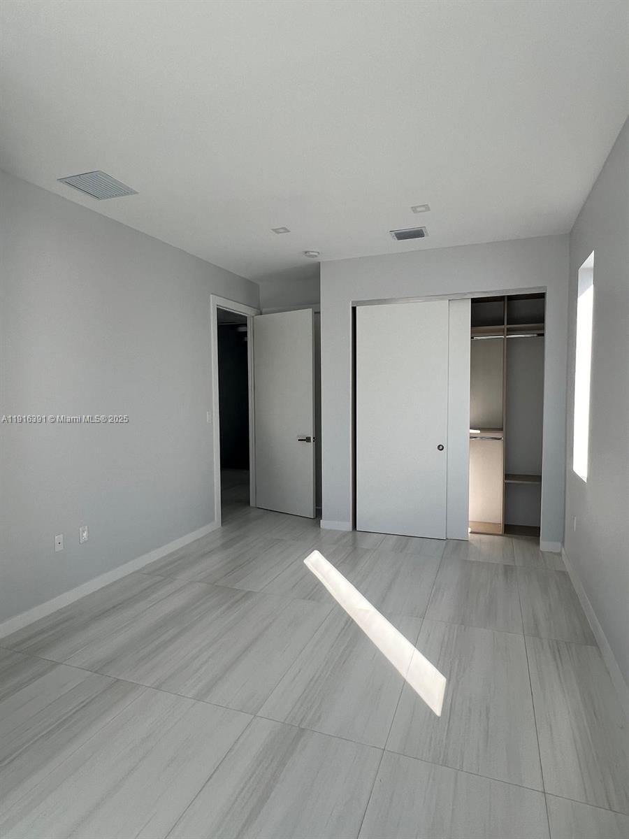 EAST SHENANDOAH - Residential
