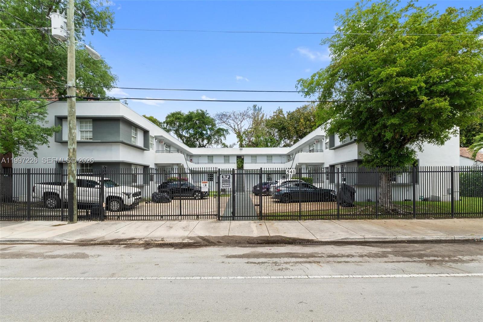 THE SQUARE AT 62ND ST COND - Residential