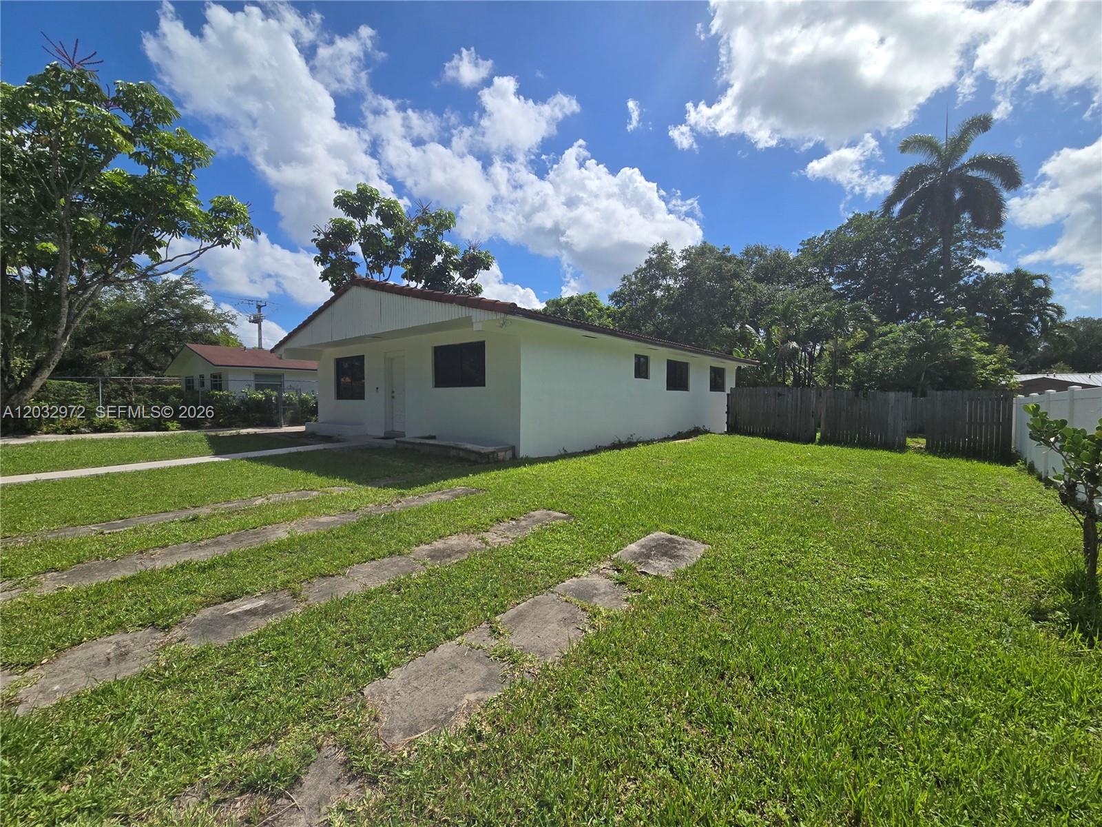 MACA PATIO HOMES CONDO - Residential Lease