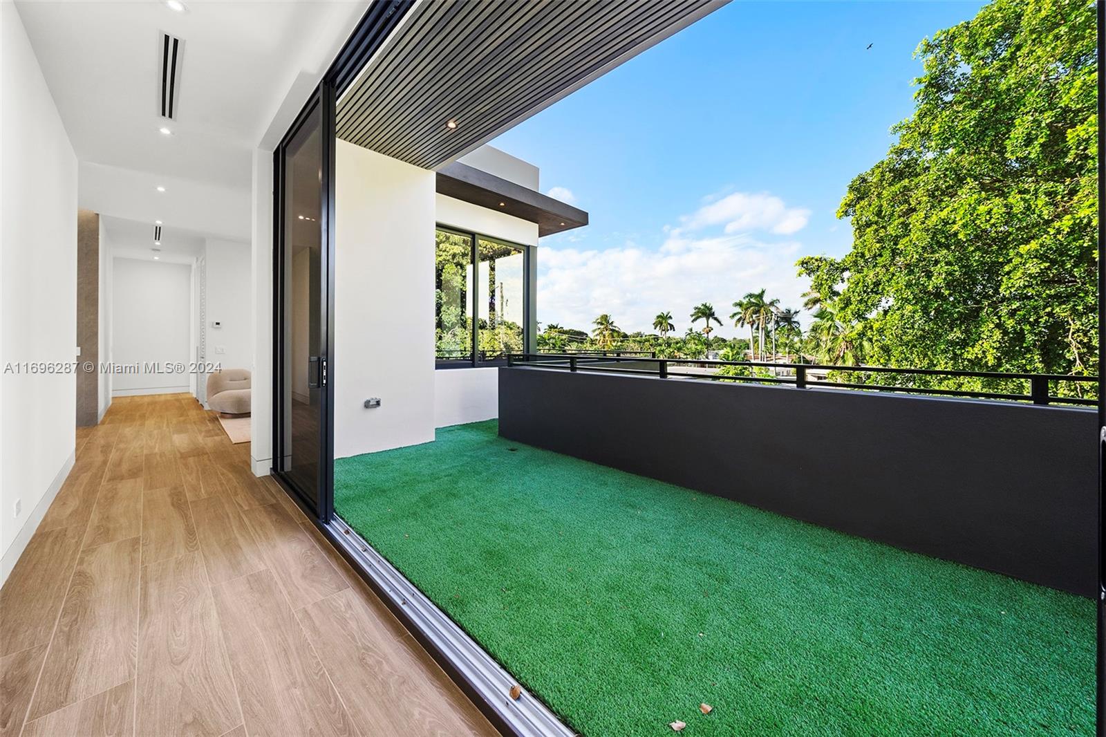 GREYKNOLL ESTATES - Residential