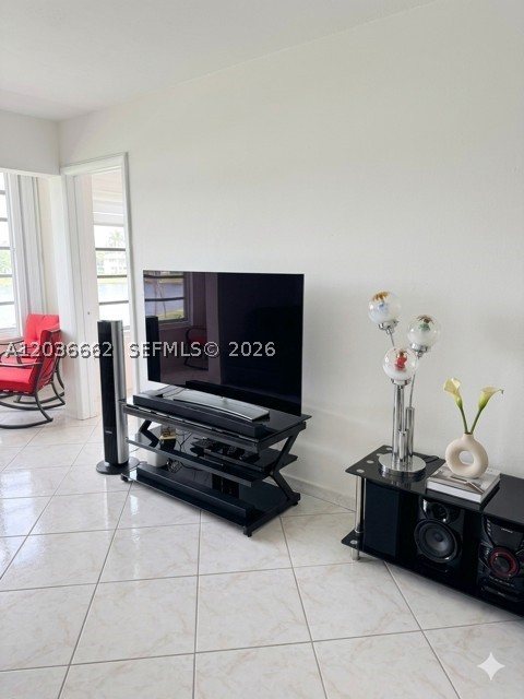 THIRD HORIZONS CONDO - Residential