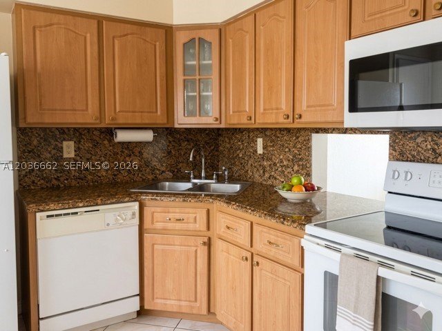 THIRD HORIZONS CONDO - Residential