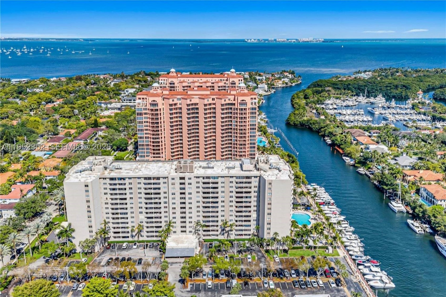 GABLES WATERWAY TOWERS CO - Residential