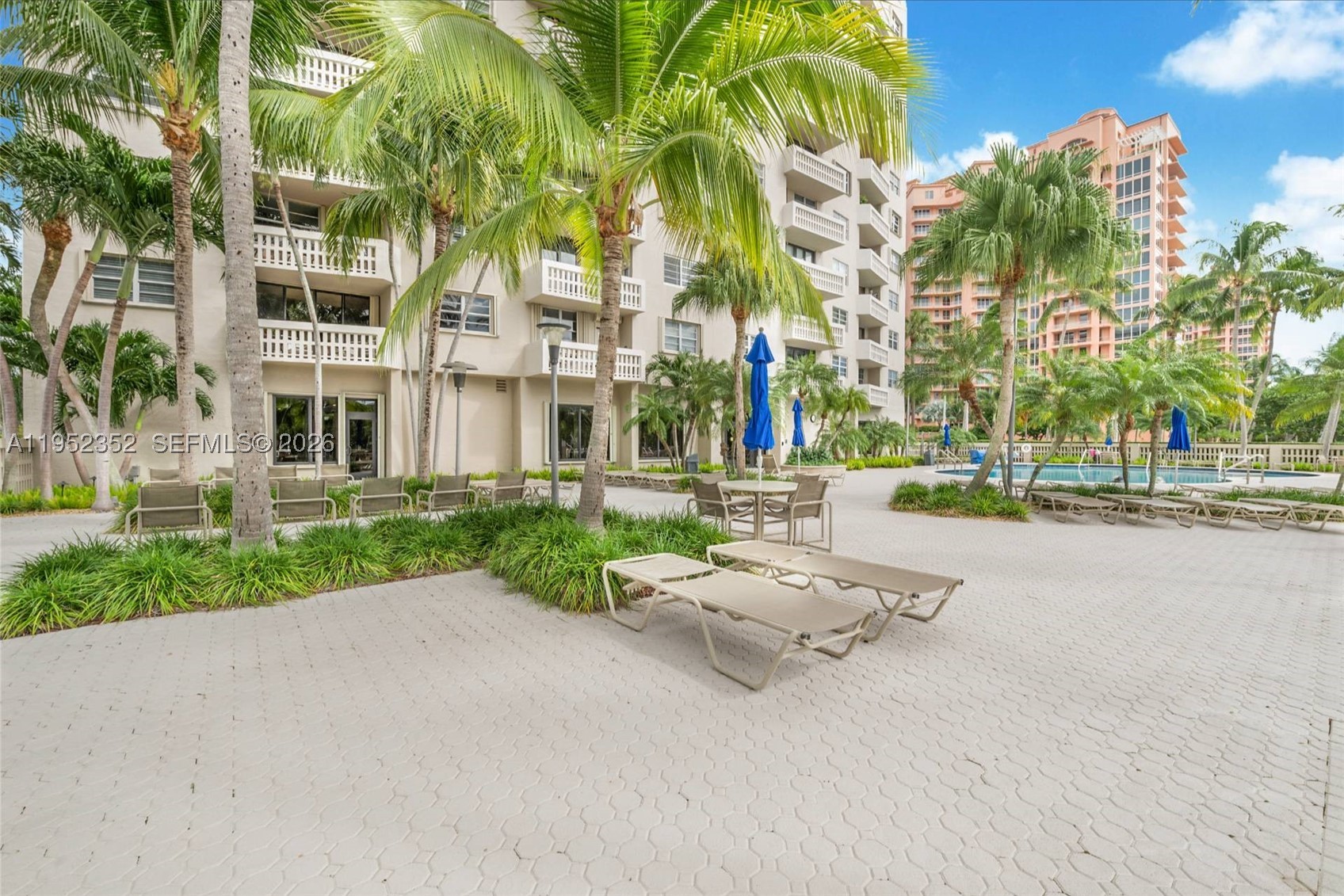 GABLES WATERWAY TOWERS CO - Residential