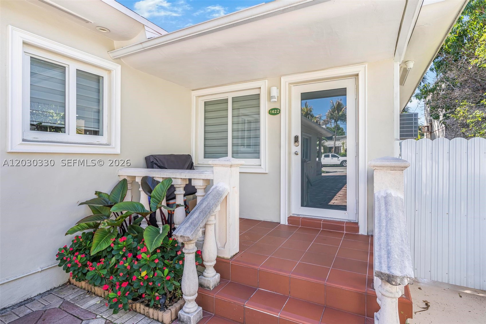OSCEOLA GROVES - Residential Lease