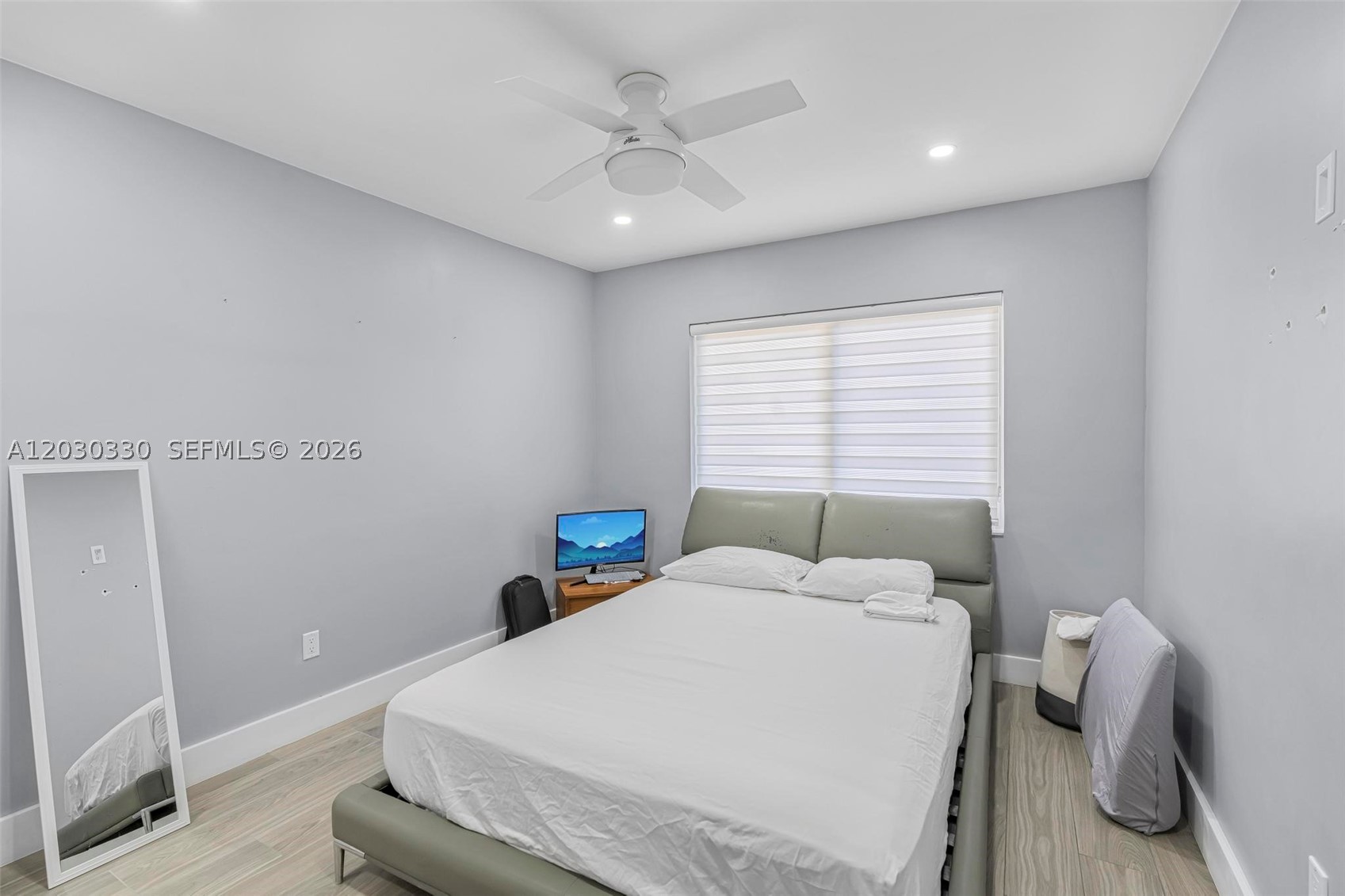 OSCEOLA GROVES - Residential Lease