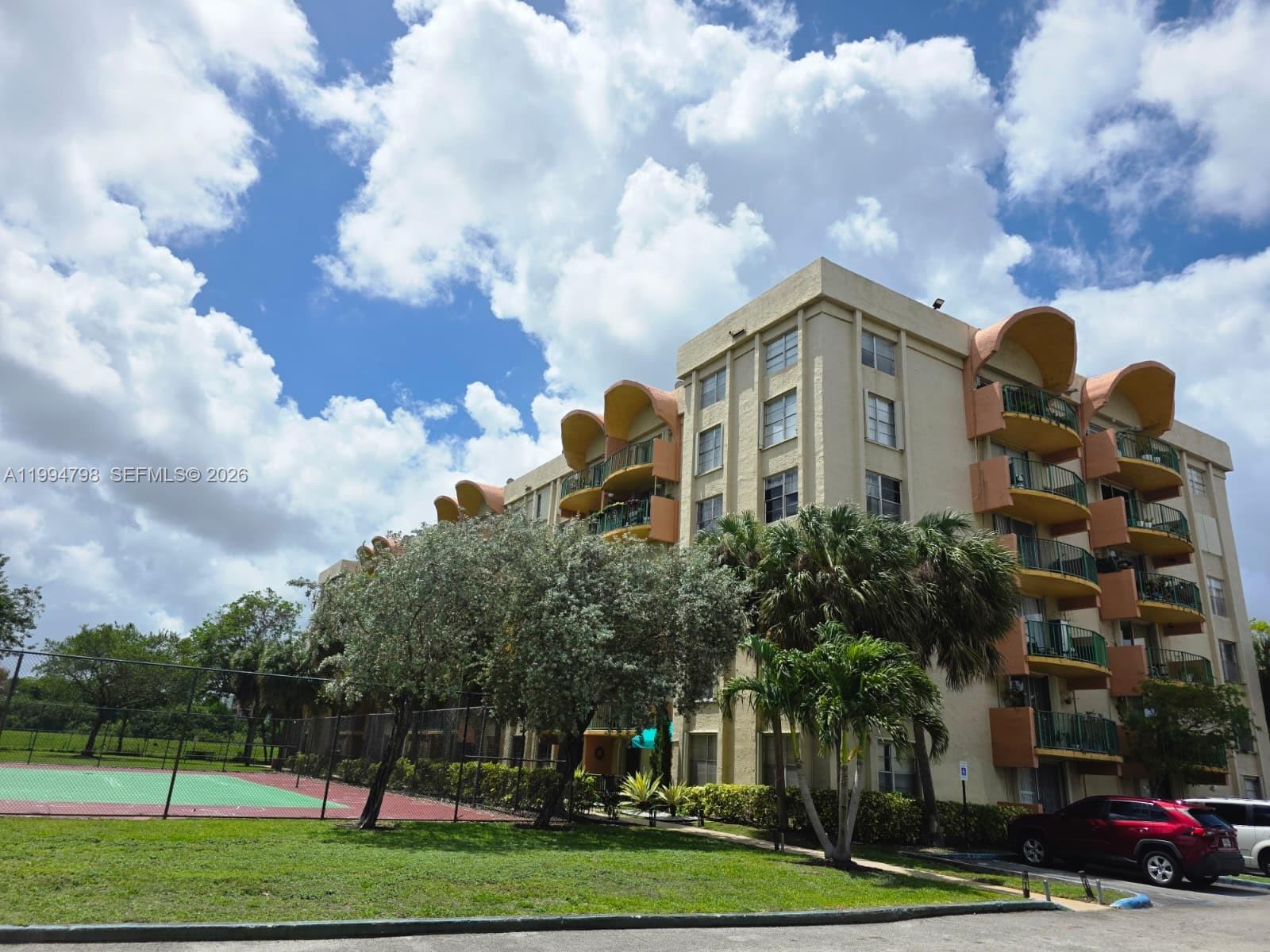 THE FOUNTAINS AT FONTAINE - Residential
