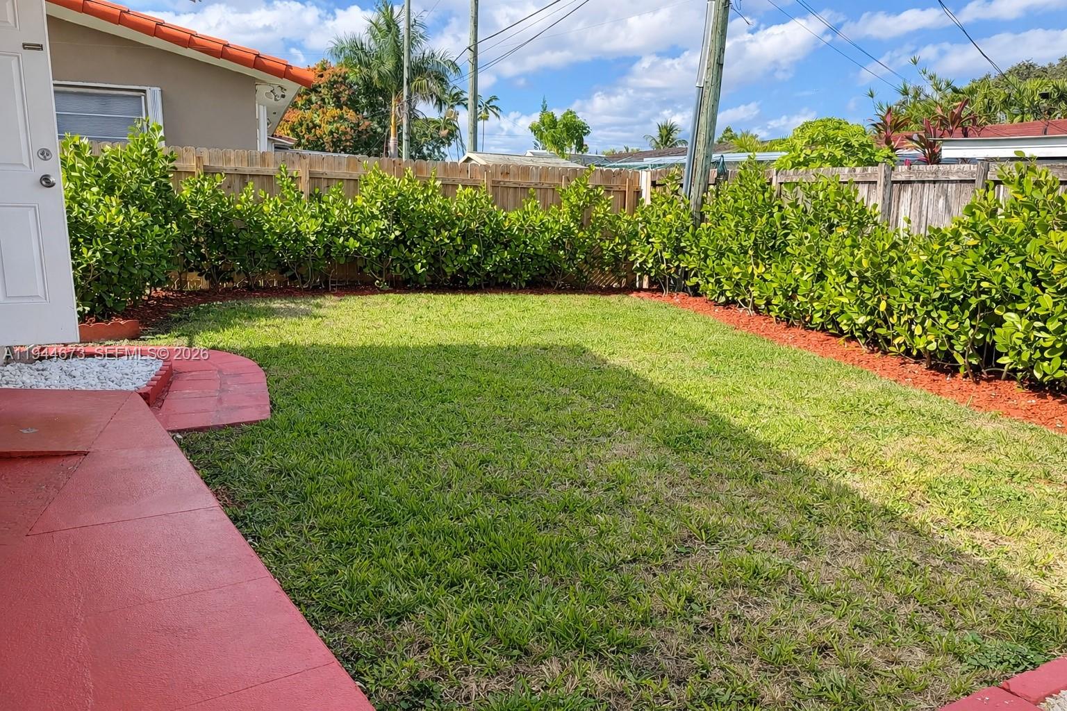 SWEETWATER GROVES .20 AC - Residential Lease