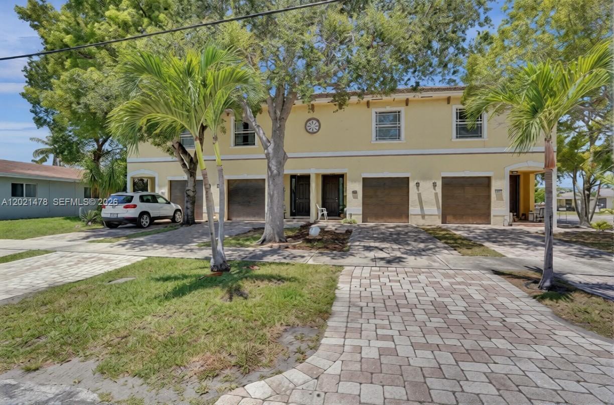 Location! Excellent investment opportunity! This well-maintained 4-remodeled townhome, 3-bed, 2.1-bath, 1-car garage, fenced-backyard property offers solid returns. Built in 2007, the property features updated interiors and modern finishes that attract and retain quality tenants. The property is currently 100% occupied, providing immediate, stable cash flow from day one. Each unit offers comfortable living with newer-style construction rarely found in multifamily opportunities of this type. Strong rental demand, low maintenance, and consistent occupancy make this an ideal addition to any investor’s portfolio. Excellent opportunity for both seasoned and first-time multifamily investors seeking long-term appreciation and reliable income.