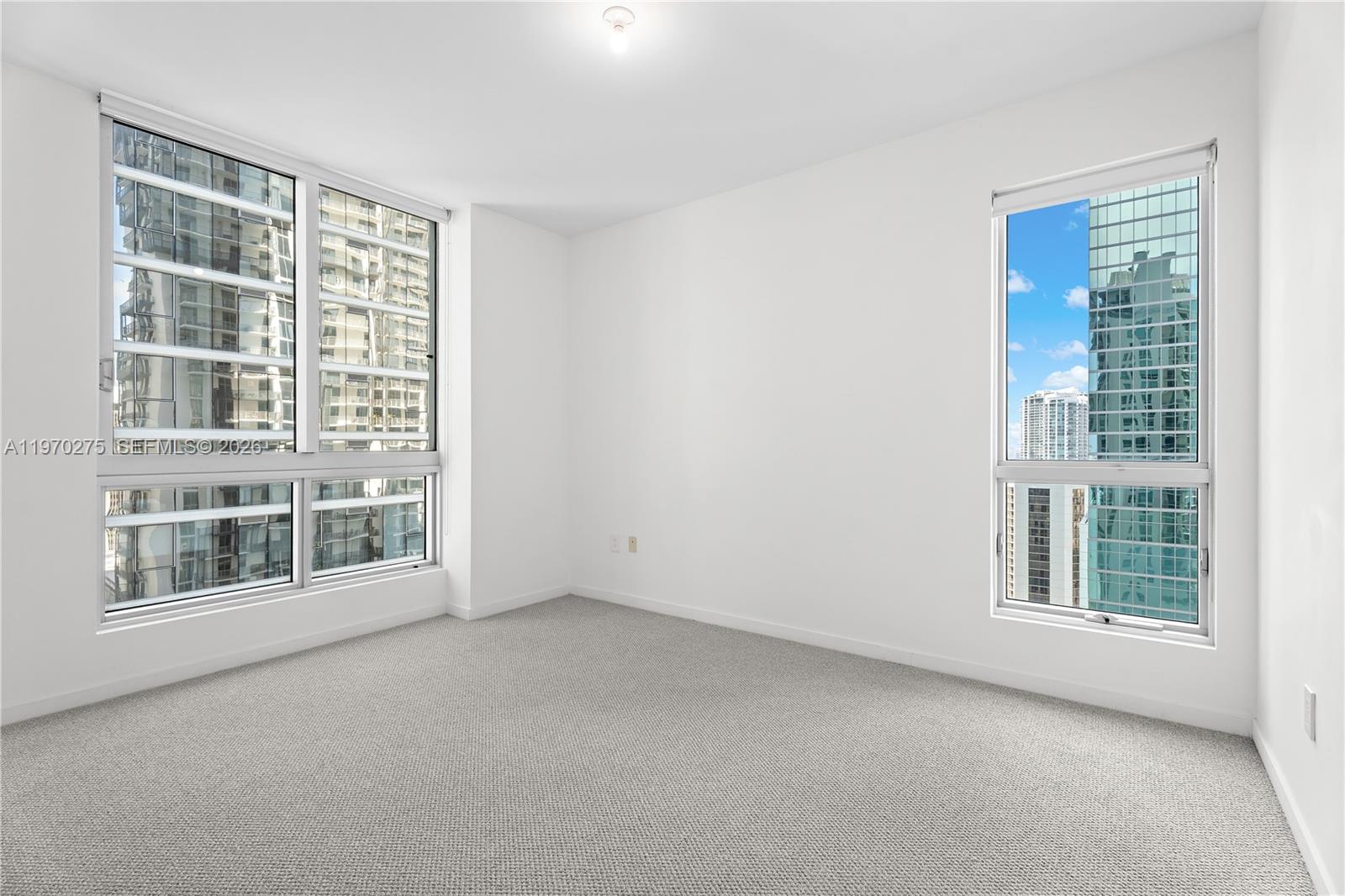 MET 1 CONDO - Residential
