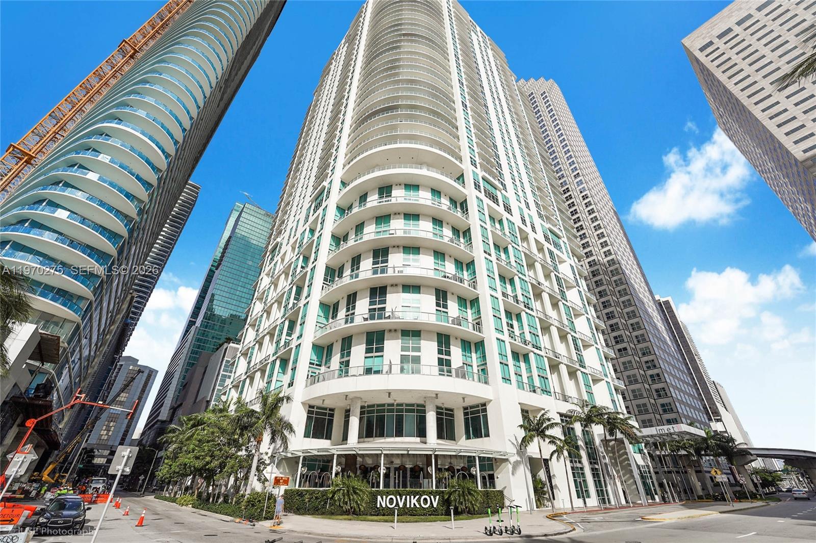 MET 1 CONDO - Residential