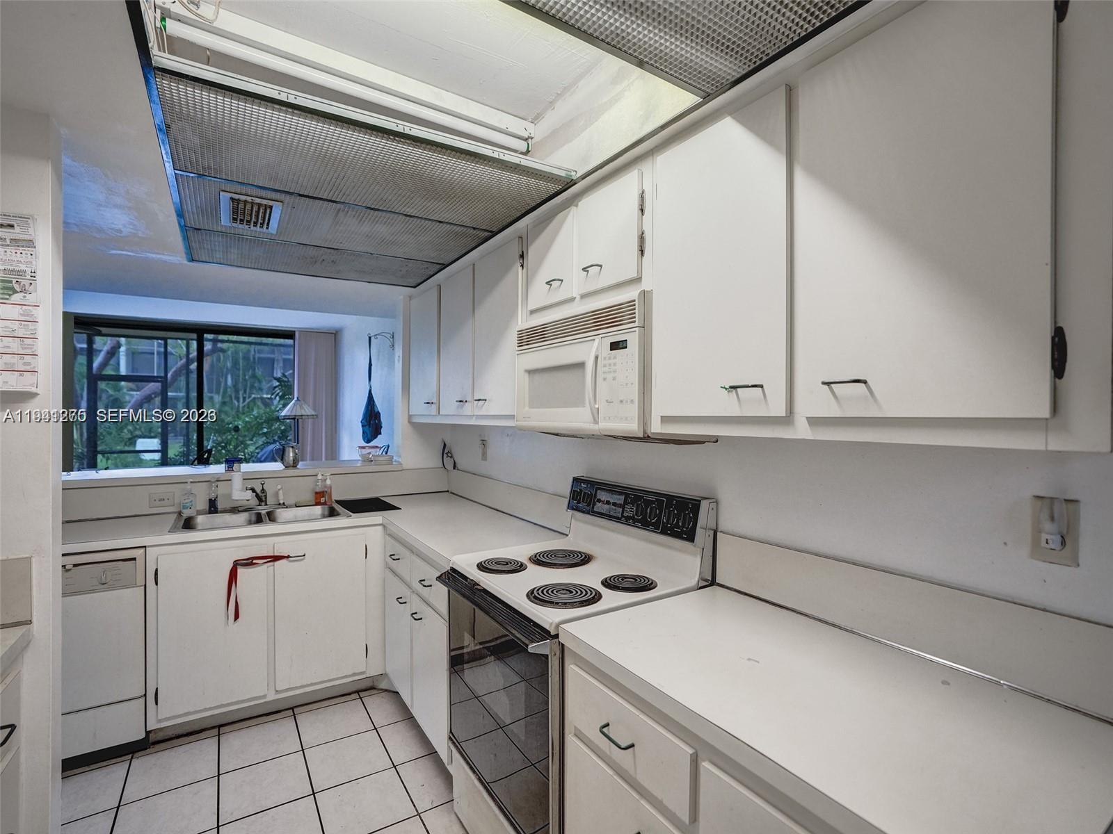 HARVEST SECTION THREE CON - Residential