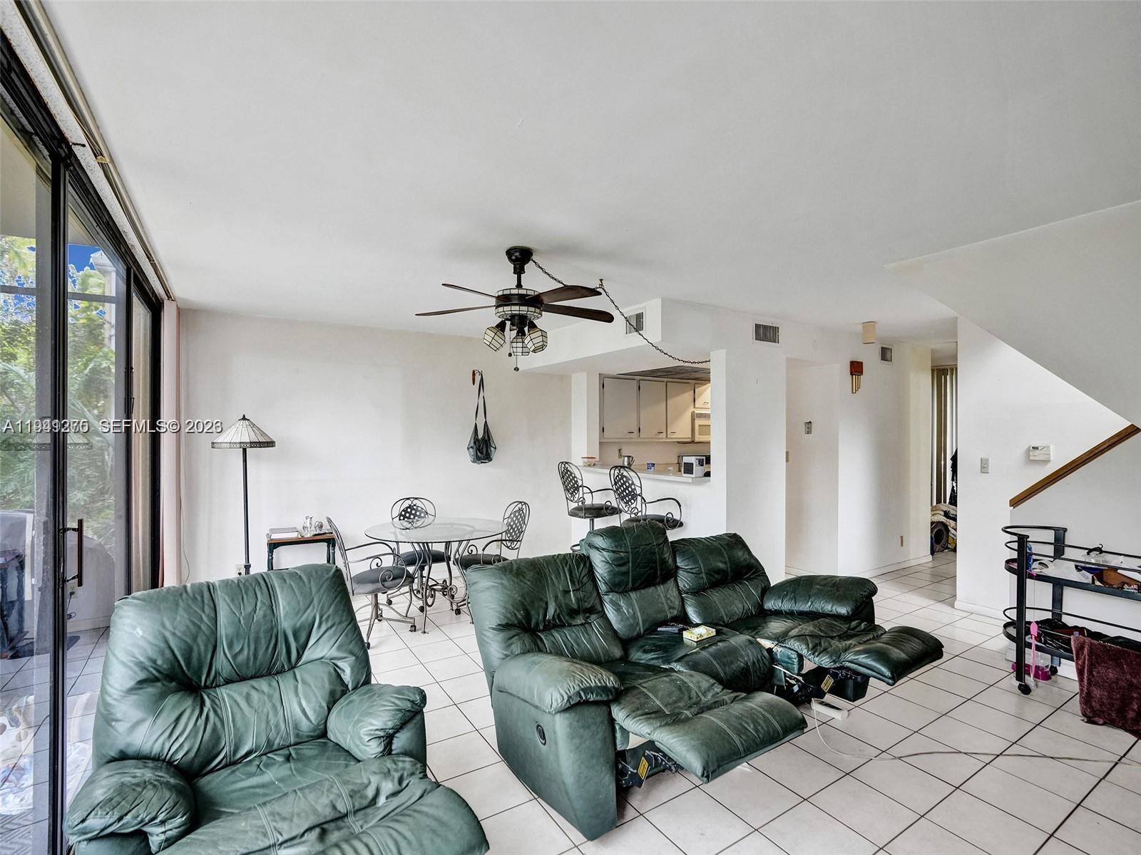 HARVEST SECTION THREE CON - Residential