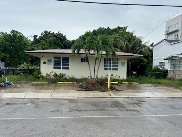 Buy an opportunity for FUTURE GROWTH! LOOK AT ZONING on Miami-Dade tax records! Primary Zoned 4600 Multi-family 5+stories!!! Current used as four-unit building in desirable Upper East Side neighborhood, just 1 blk east of Bisc Blvd. This building offers flexible floor plan, with ONE 2-bed/1-bath unit and THREE 1-bedroom/1-bathroom units, each with living room/dining room + walk-in closet and two full bedrooms - one with side exit/entrance. Currently two units are vacant, we are giving the opportunity to the new buyer to decide if they would prefer these property as a short time rental or long time rental period. All four units are LEGAL!  There is room on south end of property for swimming pool.  Property is valued based on current use PLUS building multiple stories. Great because of zone!