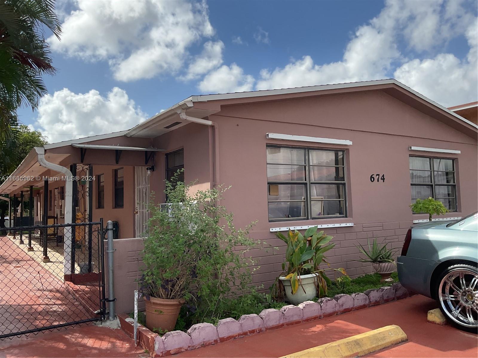 PHILLIPSONS ADDN TO HIALE - Residential Income