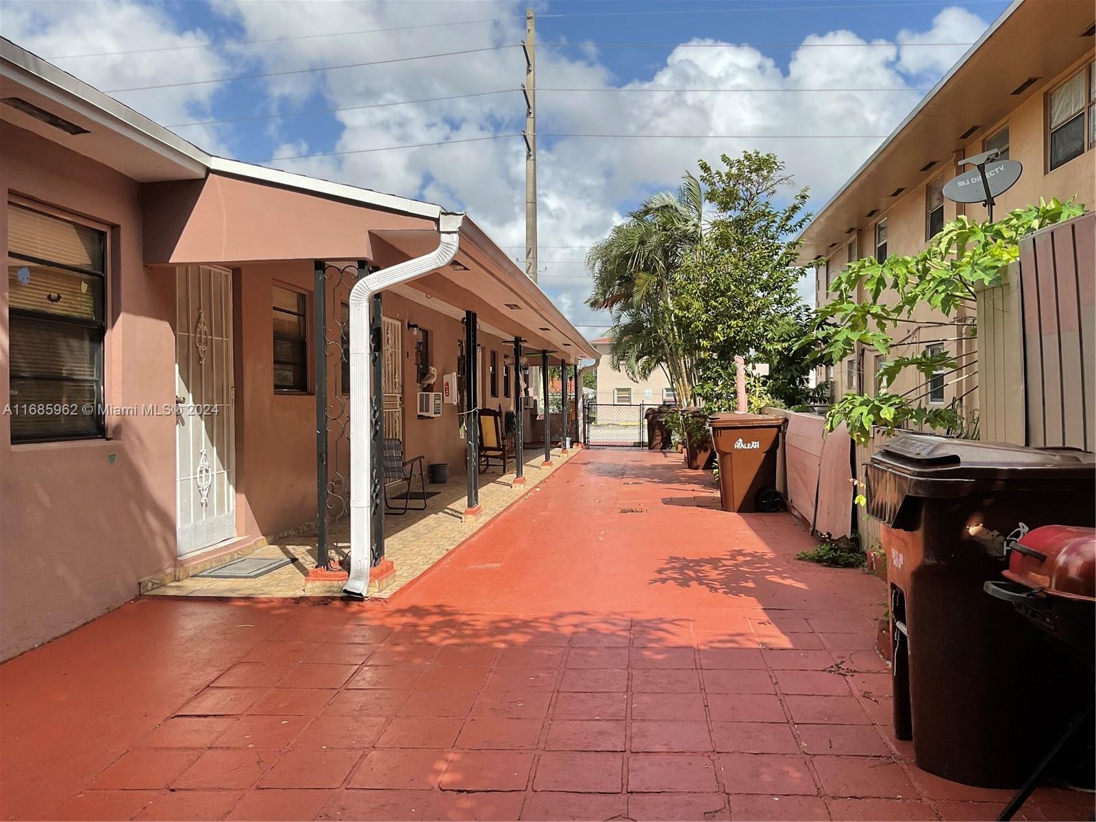 PHILLIPSONS ADDN TO HIALE - Residential Income