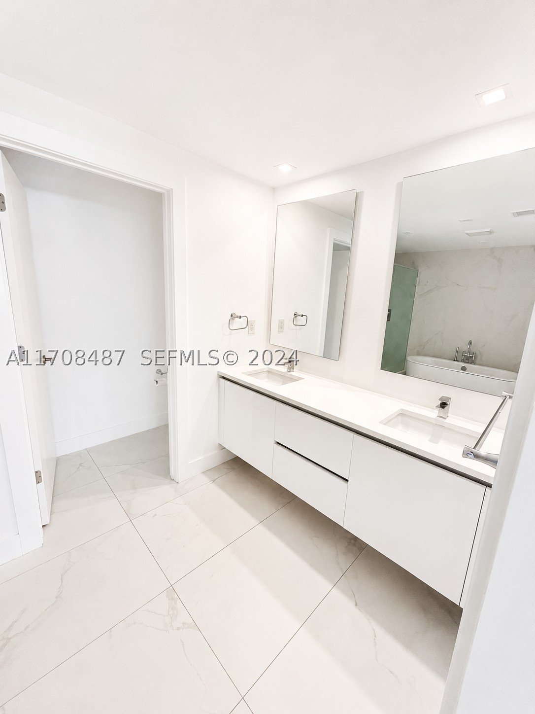 SABBIA BEACH CONDO - Residential