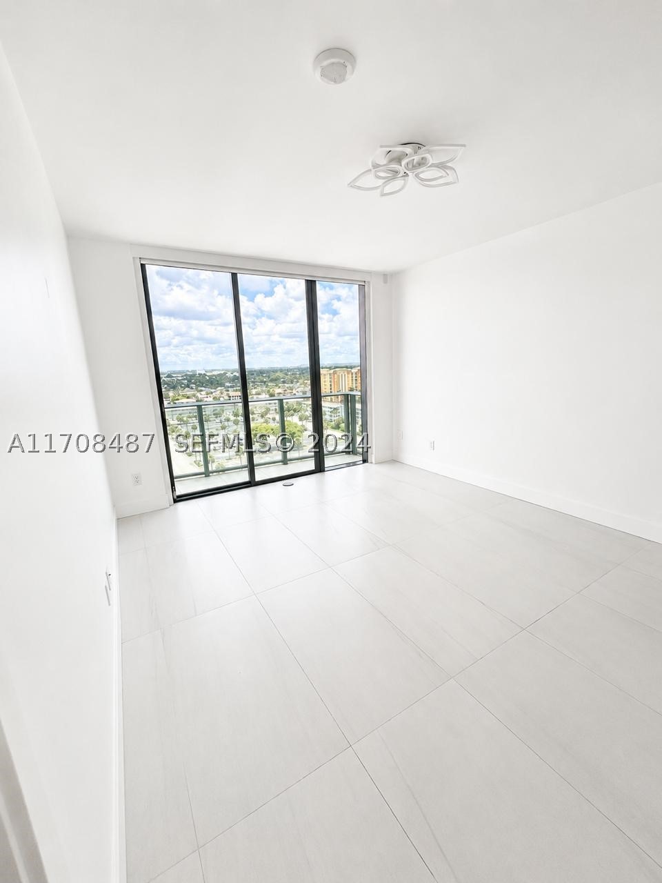 SABBIA BEACH CONDO - Residential
