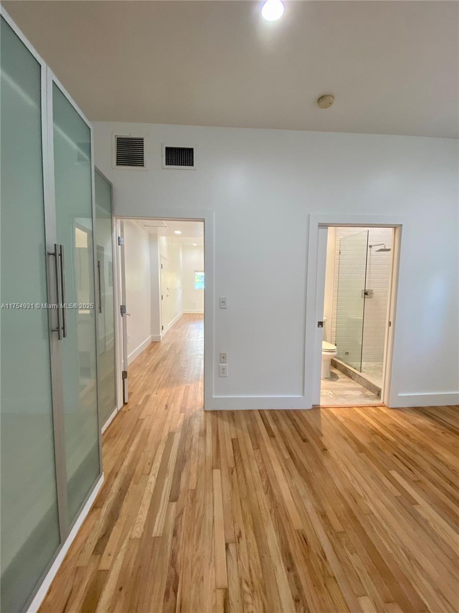 929 ON MICHIGAN CONDO - Residential