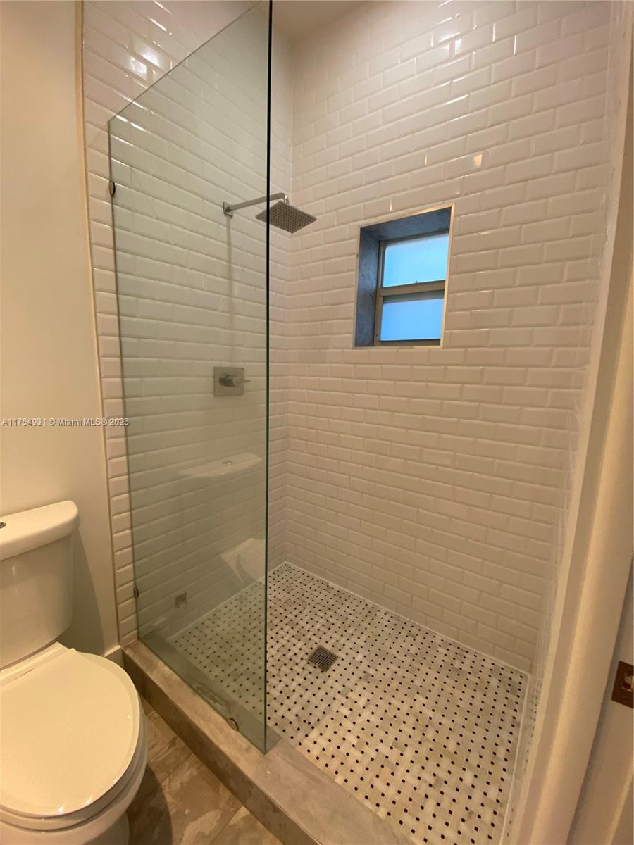 929 ON MICHIGAN CONDO - Residential