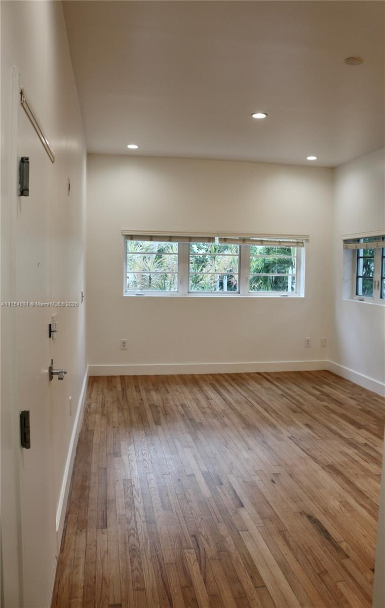 929 ON MICHIGAN CONDO - Residential