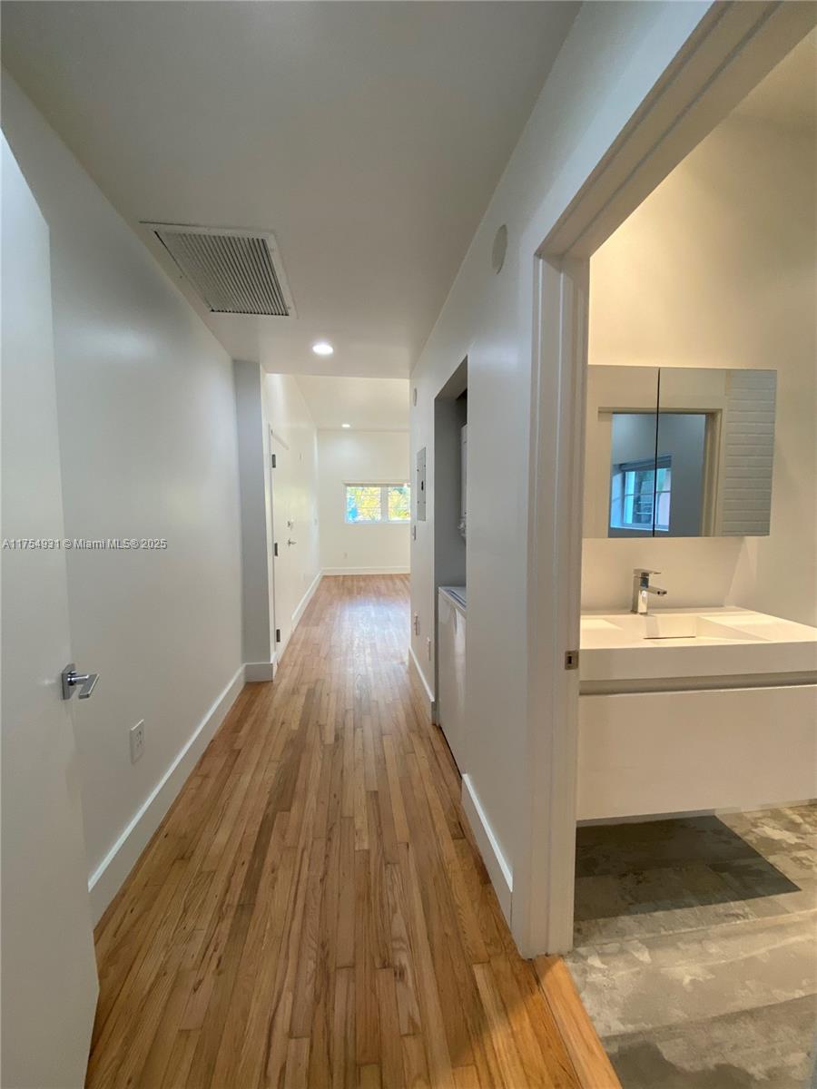 929 ON MICHIGAN CONDO - Residential