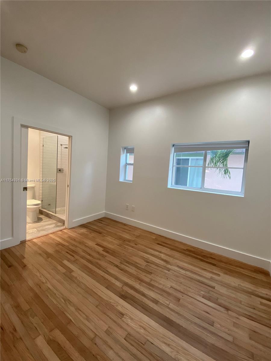 929 ON MICHIGAN CONDO - Residential
