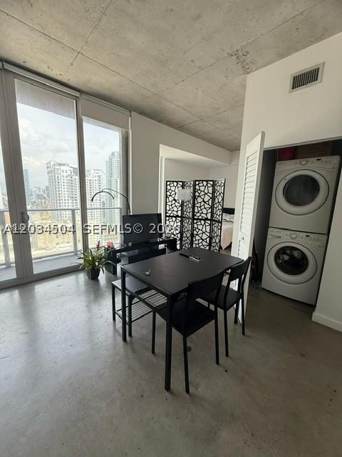 CENTRO CONDO - Residential Lease
