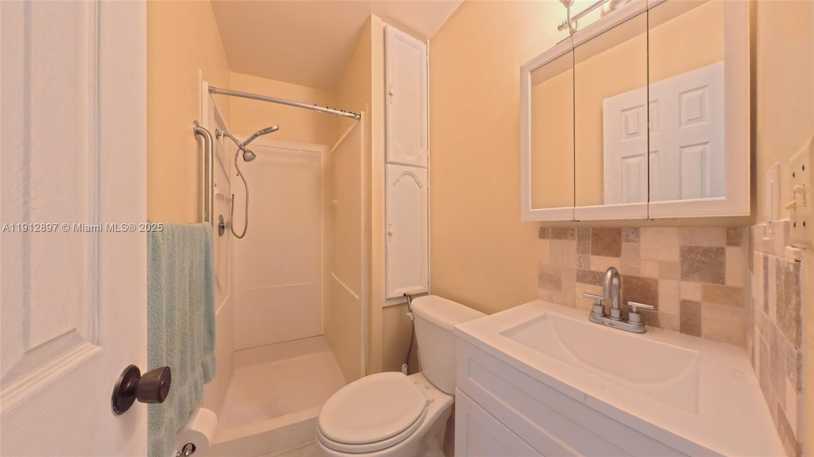 Pinewood Condominium - Residential