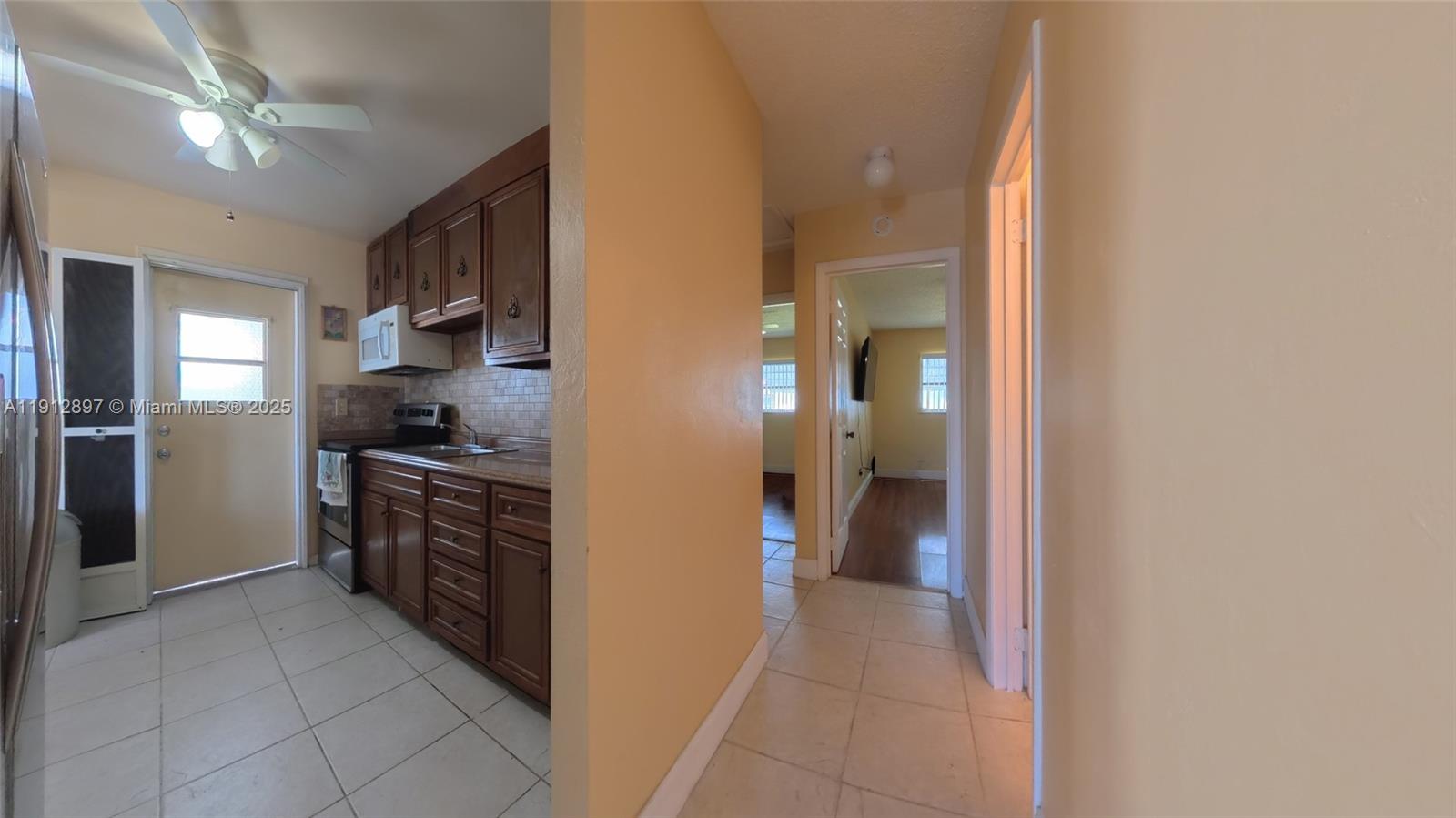 Pinewood Condominium - Residential