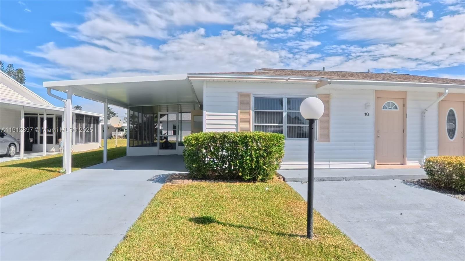 Pinewood Condominium - Residential