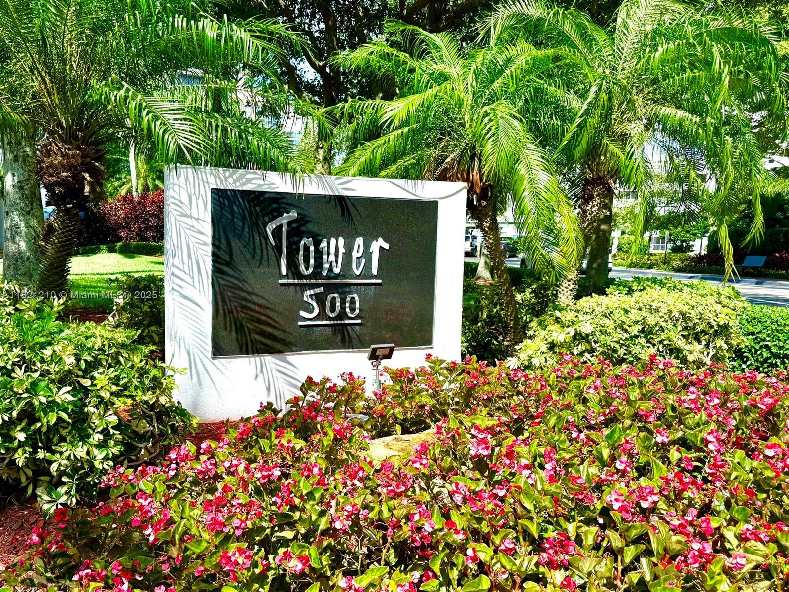 MYSTIC POINTE TOWER 500 C - Residential
