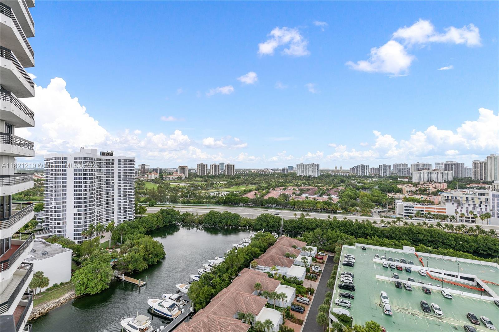 MYSTIC POINTE TOWER 500 C - Residential