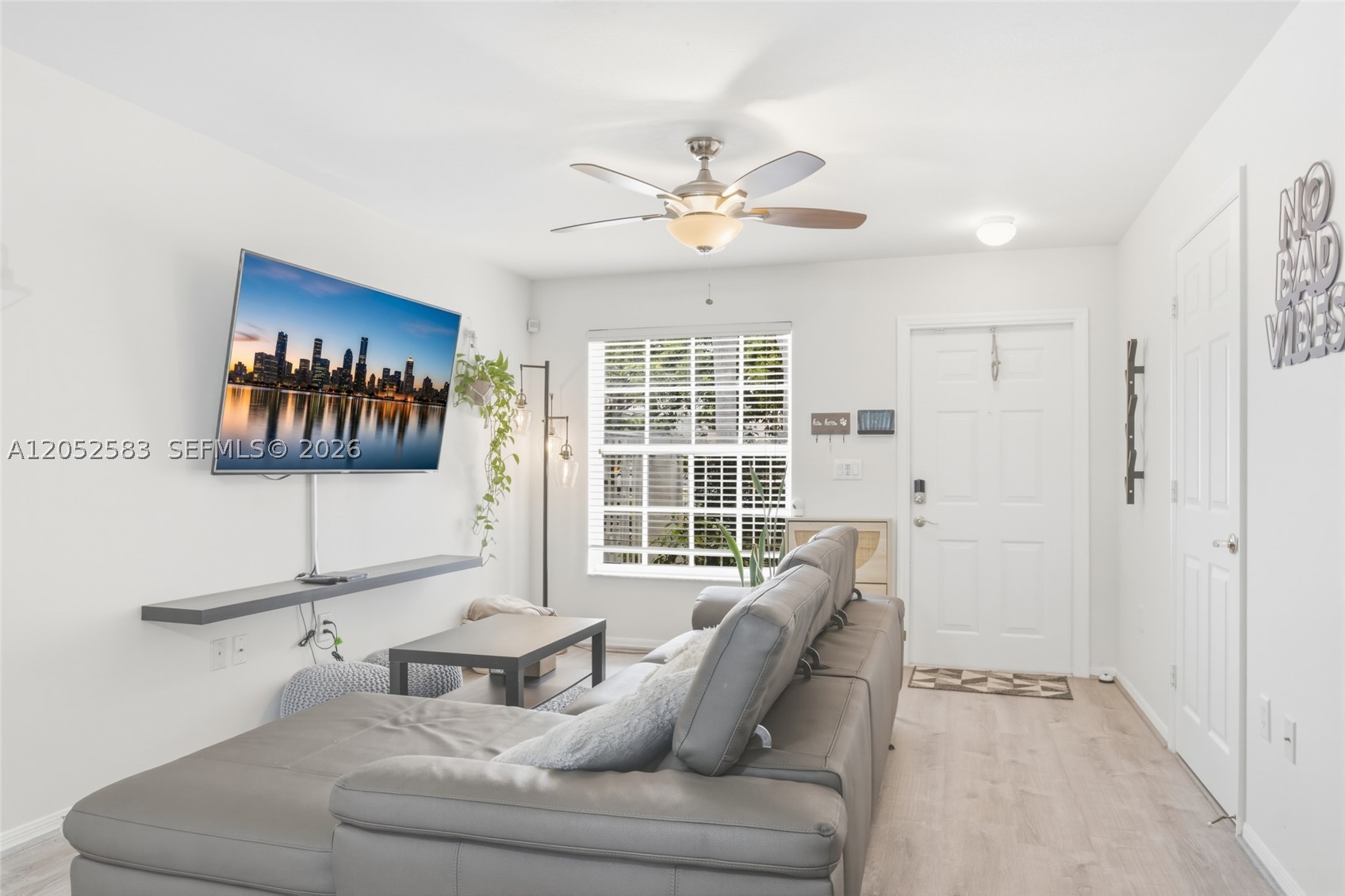 PEMBROKE ISLES 1 - Residential Lease