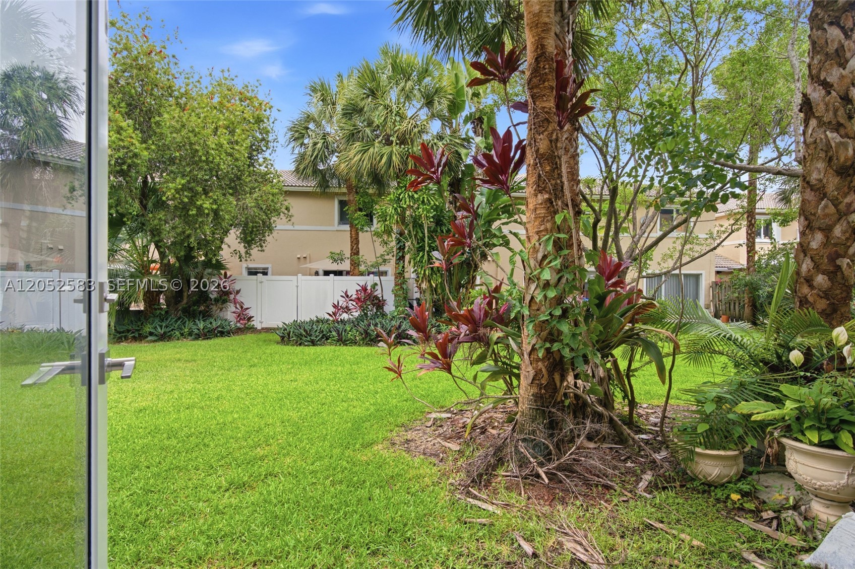 PEMBROKE ISLES 1 - Residential Lease