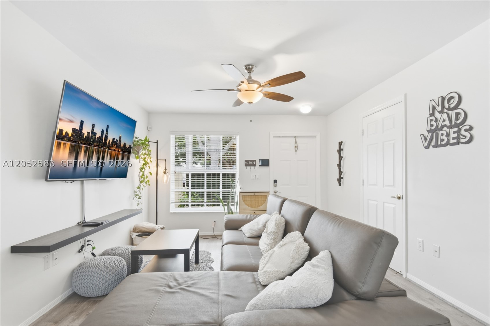 PEMBROKE ISLES 1 - Residential Lease