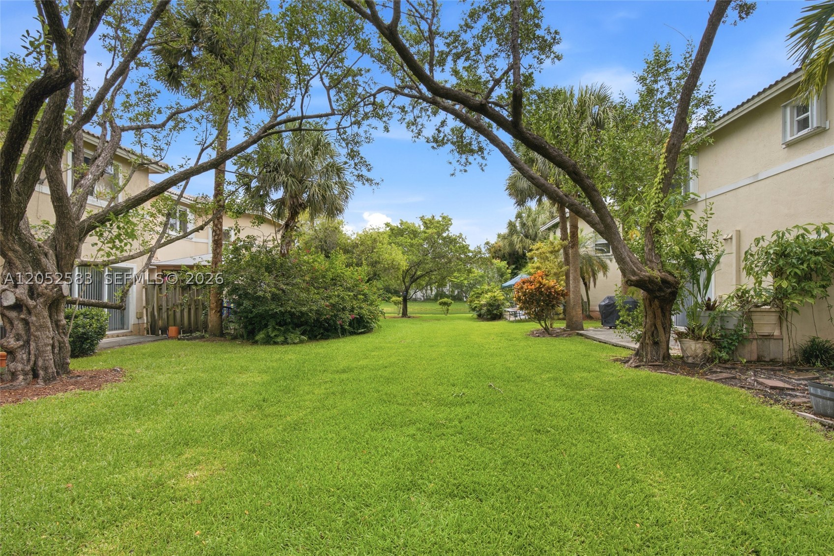PEMBROKE ISLES 1 - Residential Lease