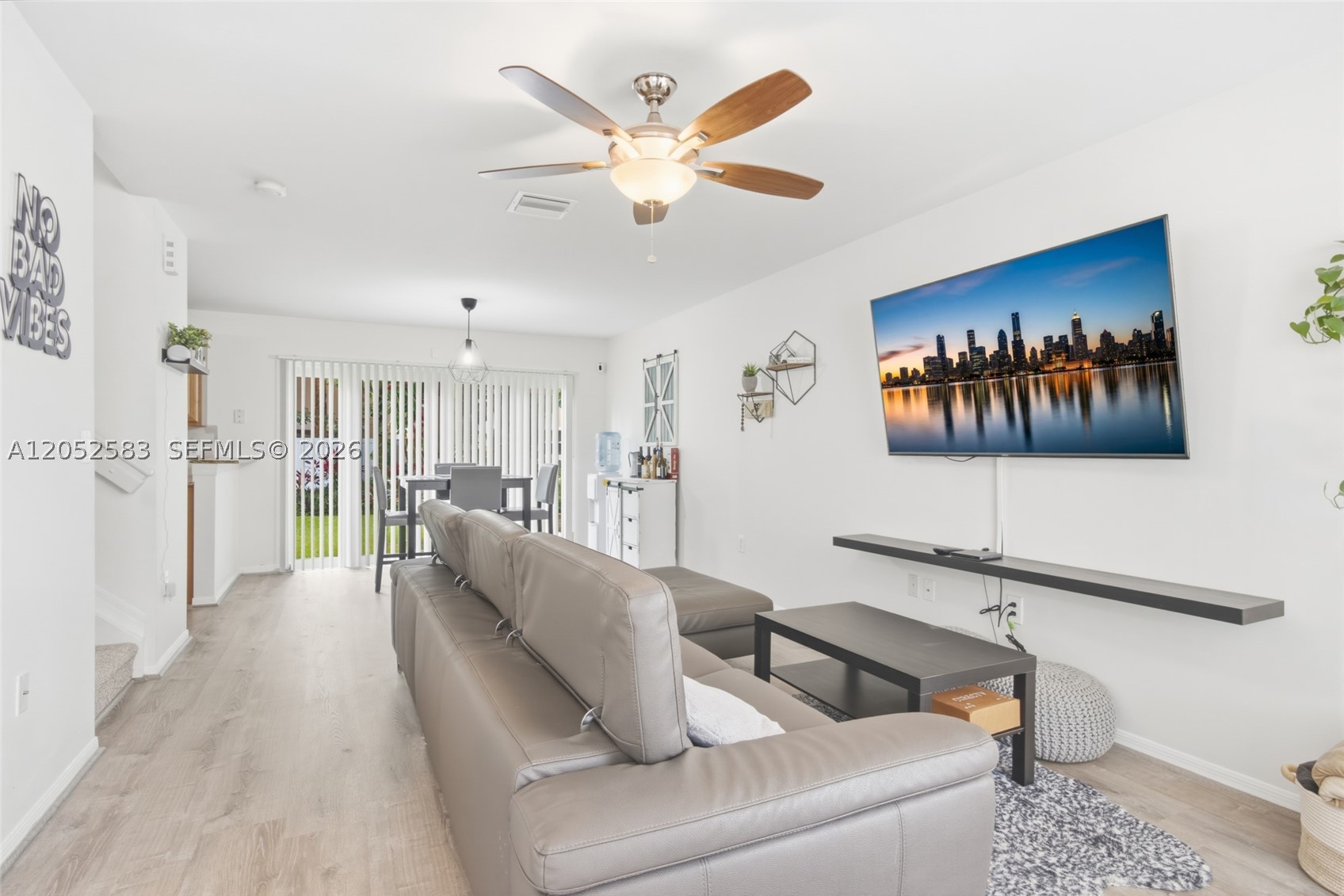 PEMBROKE ISLES 1 - Residential Lease